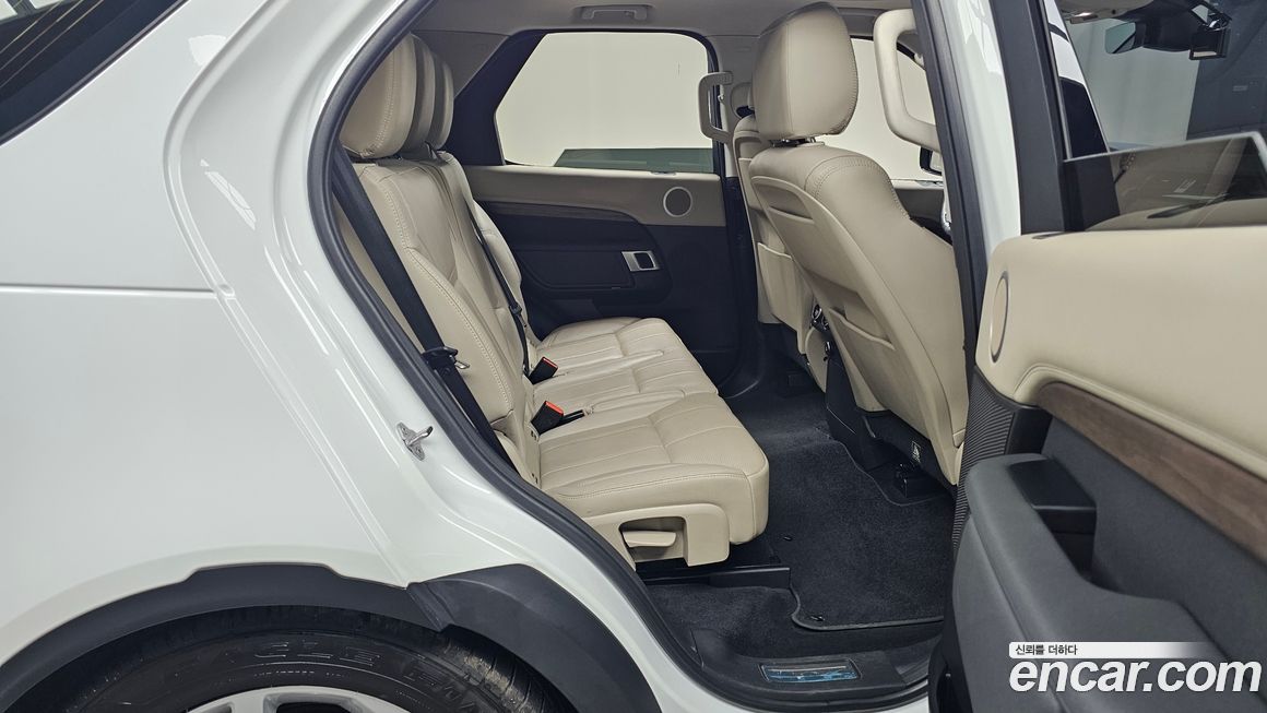 Land Rover Discovery 2018