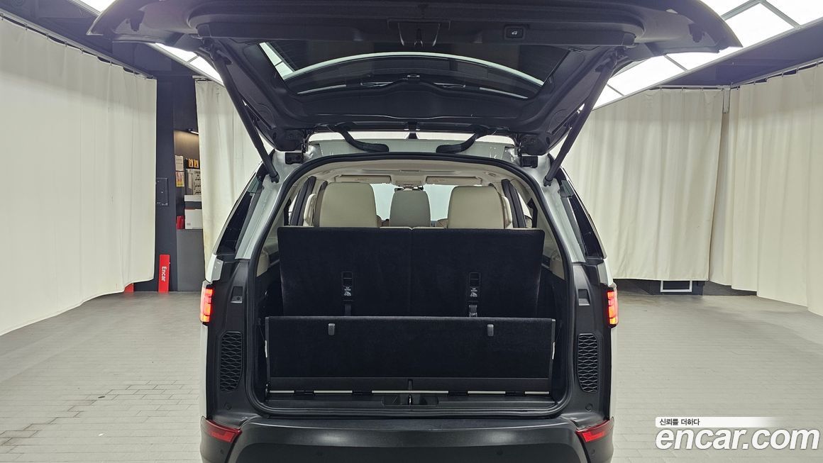 Land Rover Discovery 2018