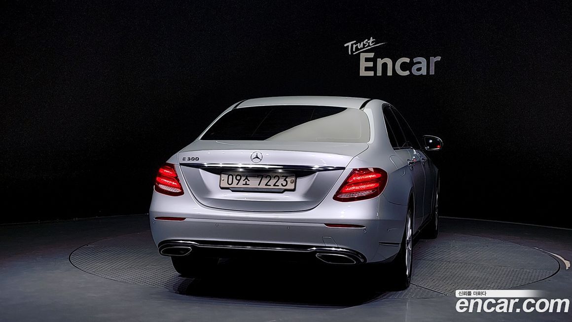 Mercedes-Benz E-Class 2018