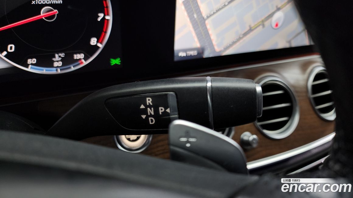 Mercedes-Benz E-Class 2018