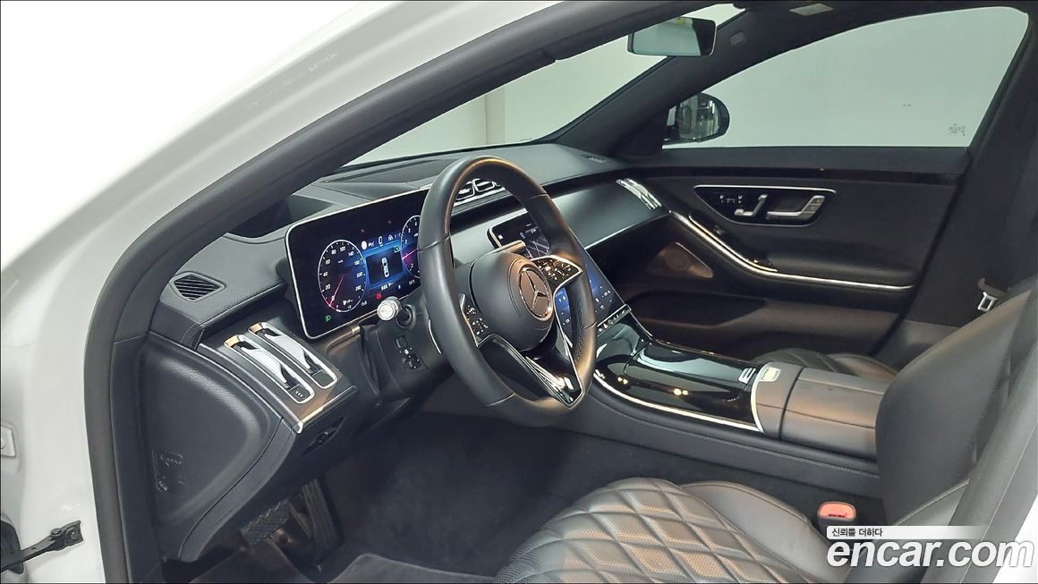 Mercedes-Benz S-Class 2023