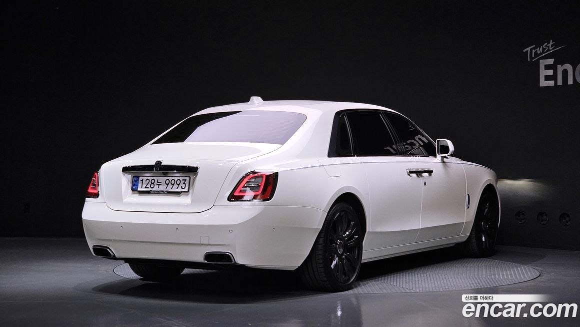 Rolls-Royce Ghost 2022