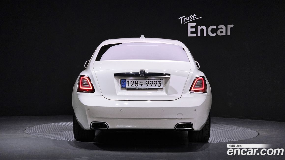 Rolls-Royce Ghost 2022