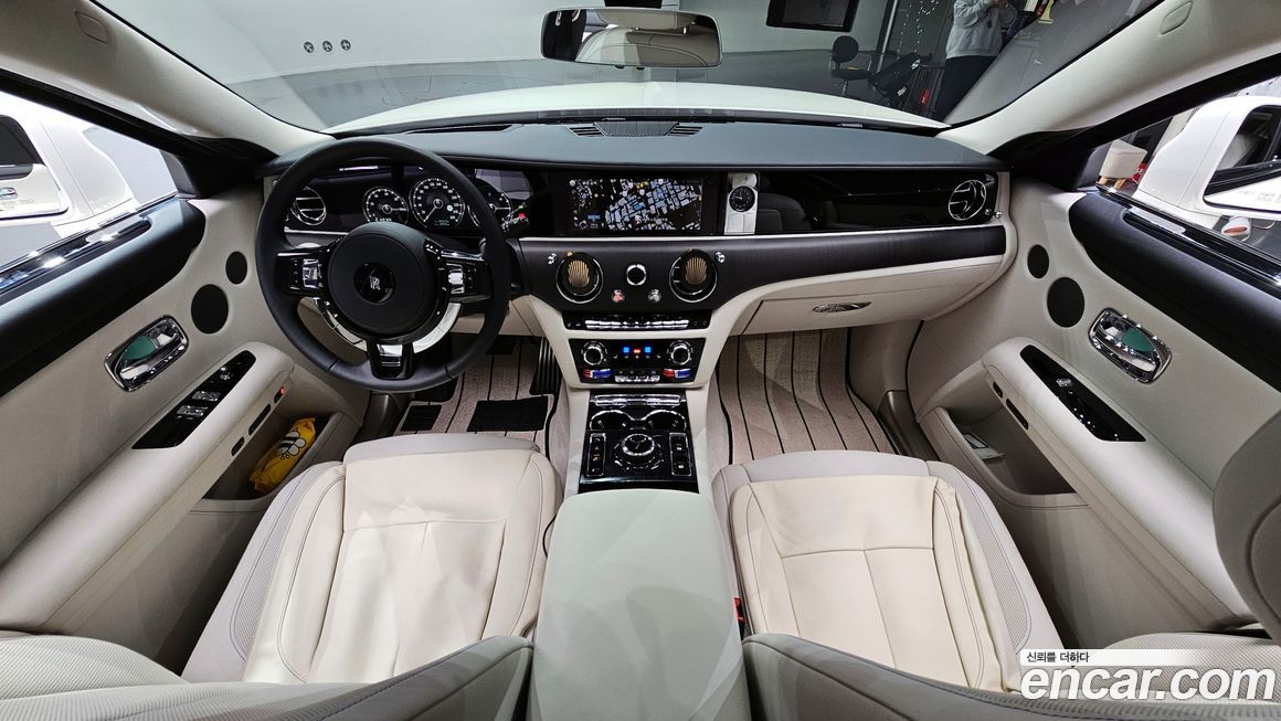 Rolls-Royce Ghost 2022