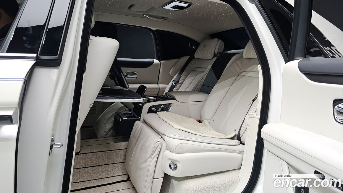 Rolls-Royce Ghost 2022