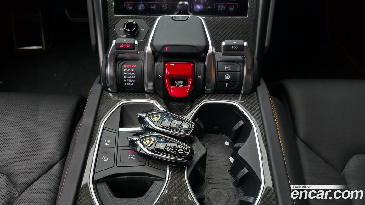 Lamborghini Urus 2024