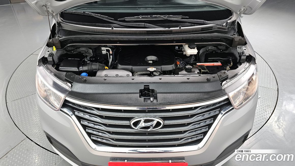 Hyundai Starex 2020