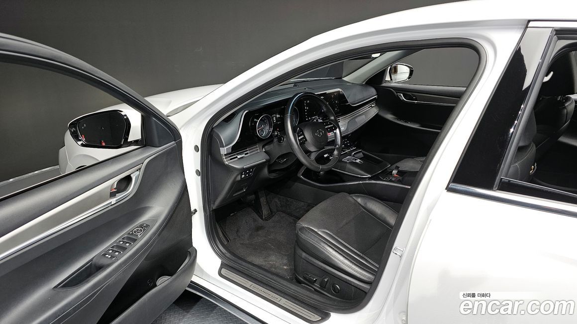 Hyundai Grandeur 2021