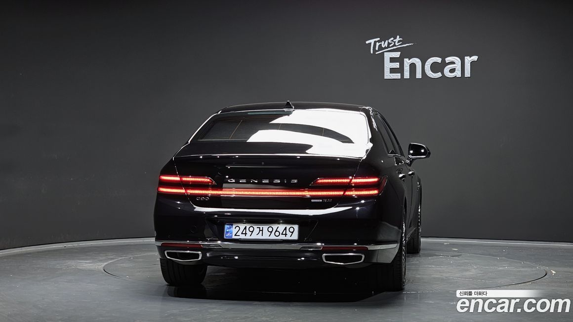 Genesis G90 2020