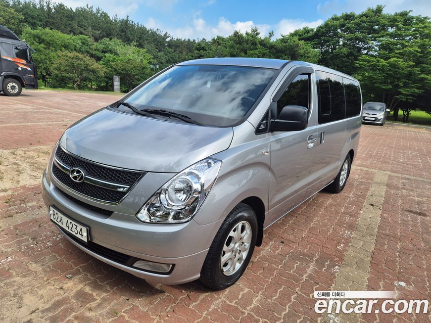Hyundai Starex 2016