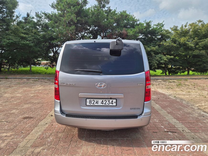 Hyundai Starex 2016