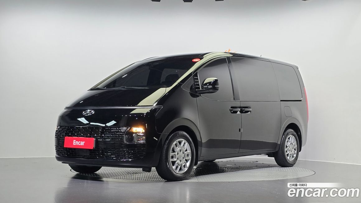 Hyundai Staria 2022