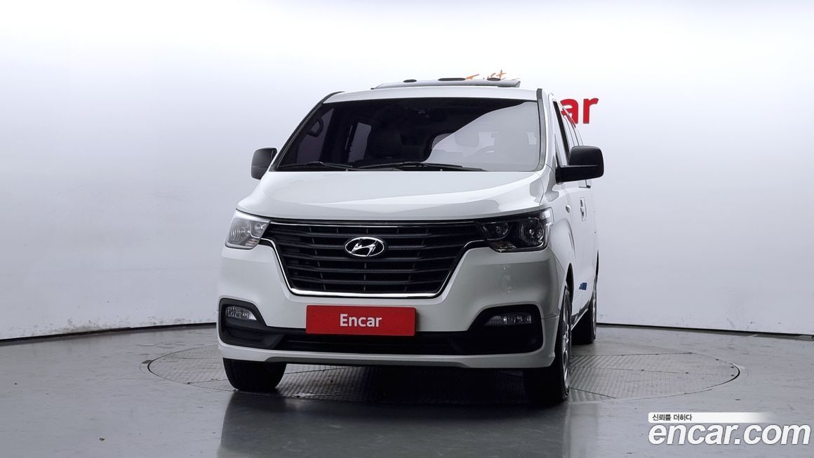 Hyundai Starex 2019