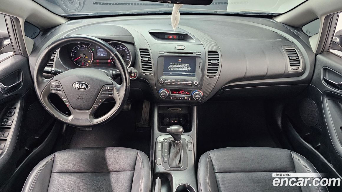 Kia K3 2015