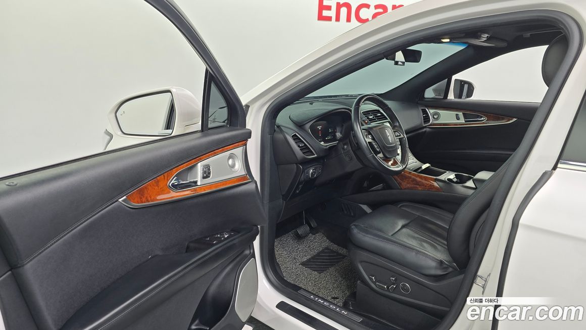 Lincoln Nautilus 2019