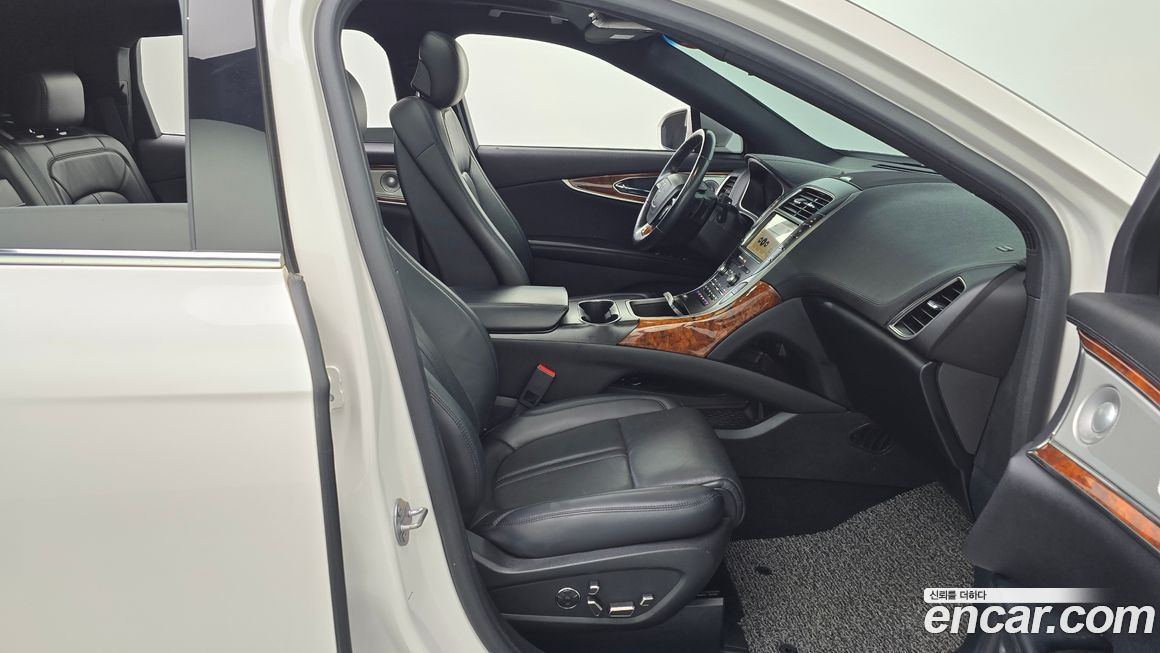 Lincoln Nautilus 2019