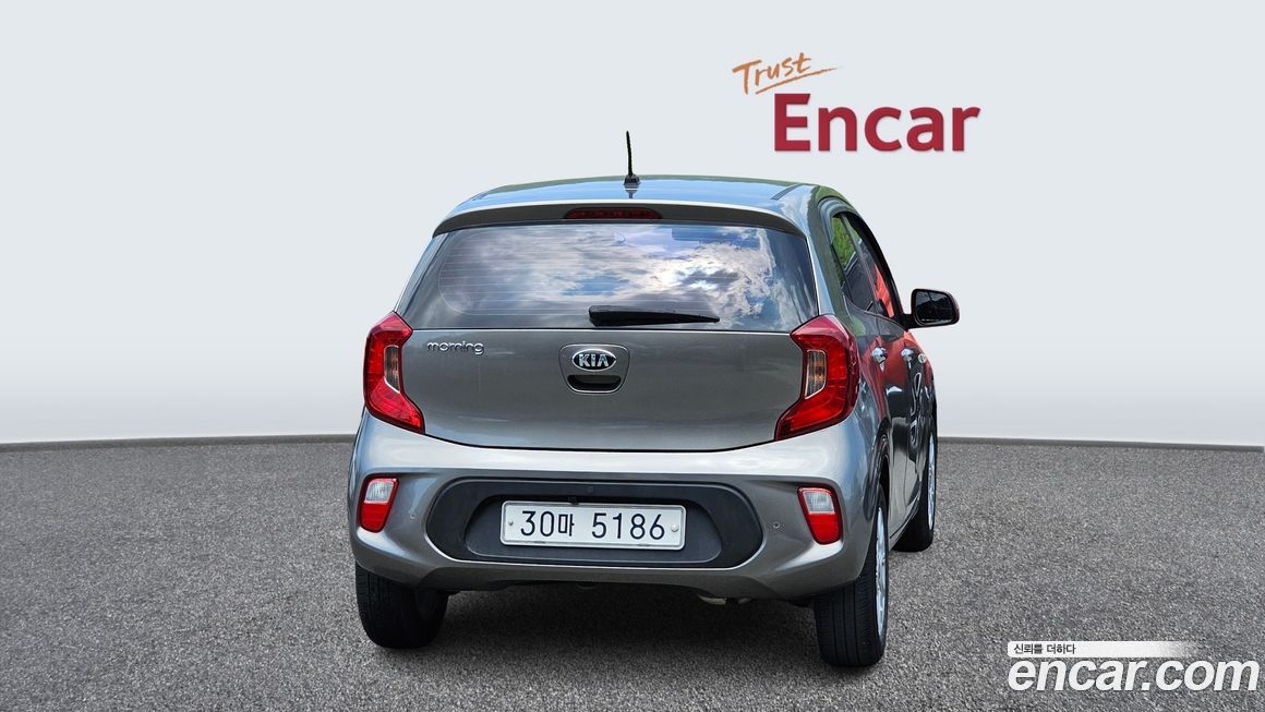 Kia morning 2017