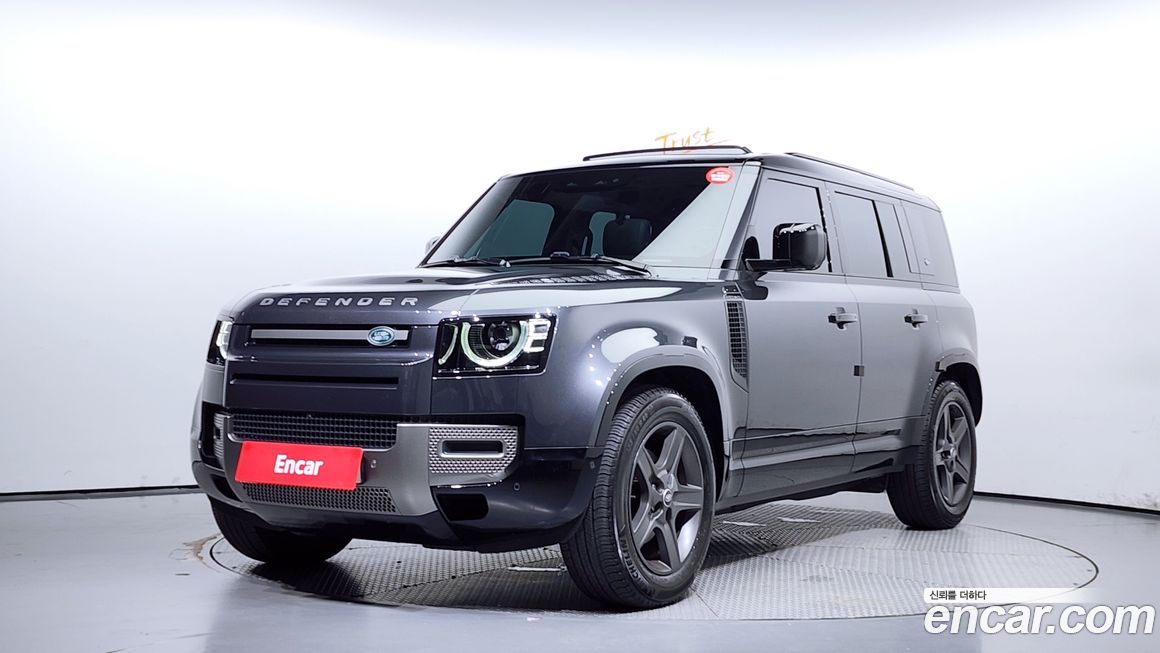 Land Rover Defender 2024