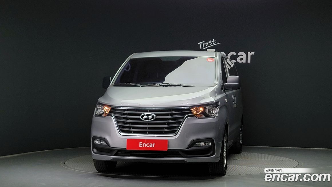 Hyundai Starex 2019