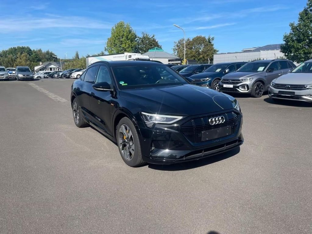 Audi e-tron 2022