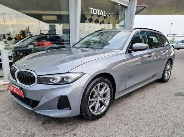 BMW 318 2022