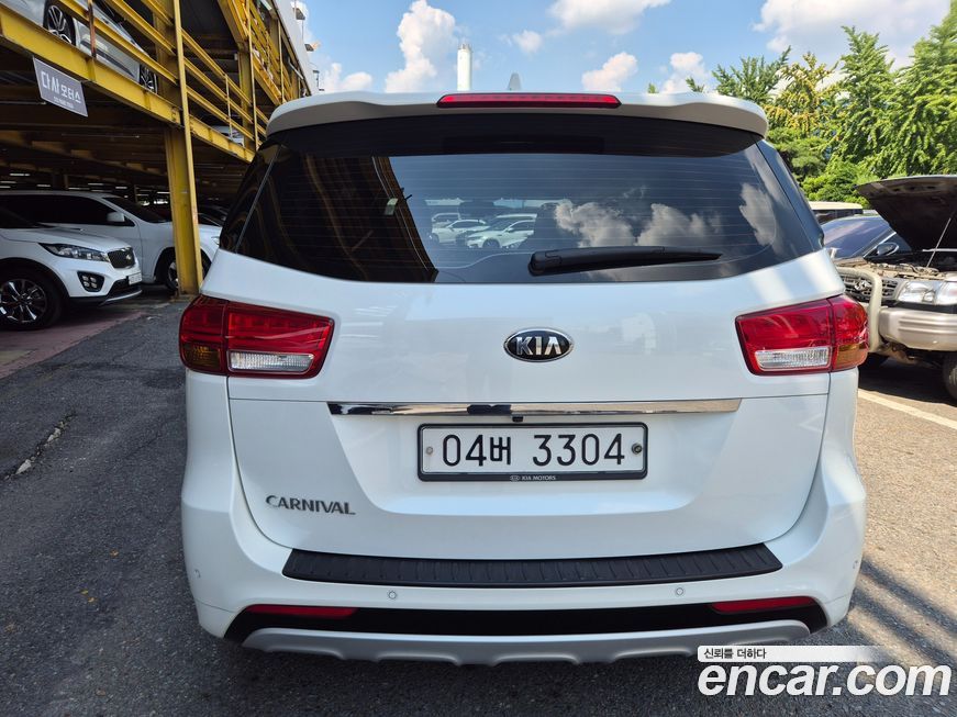 Kia Canival 2018