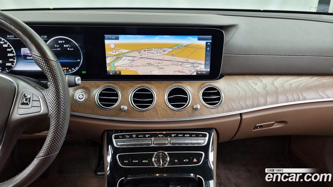 Mercedes-Benz E-Class 2017