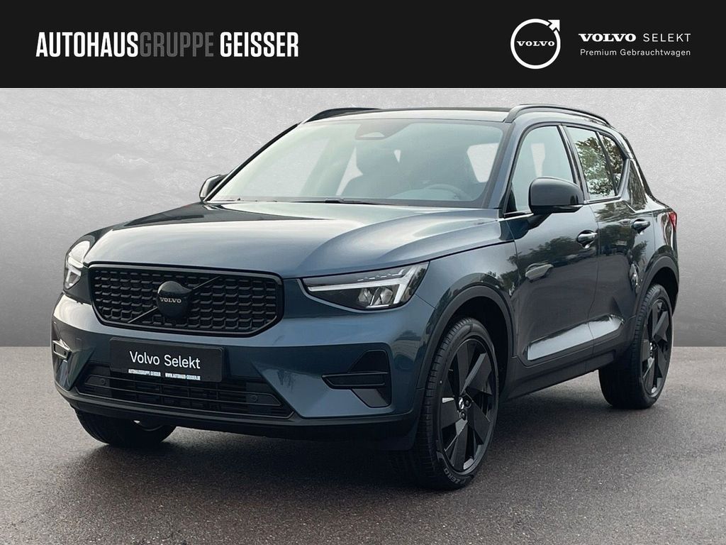 Volvo XC40 2025
