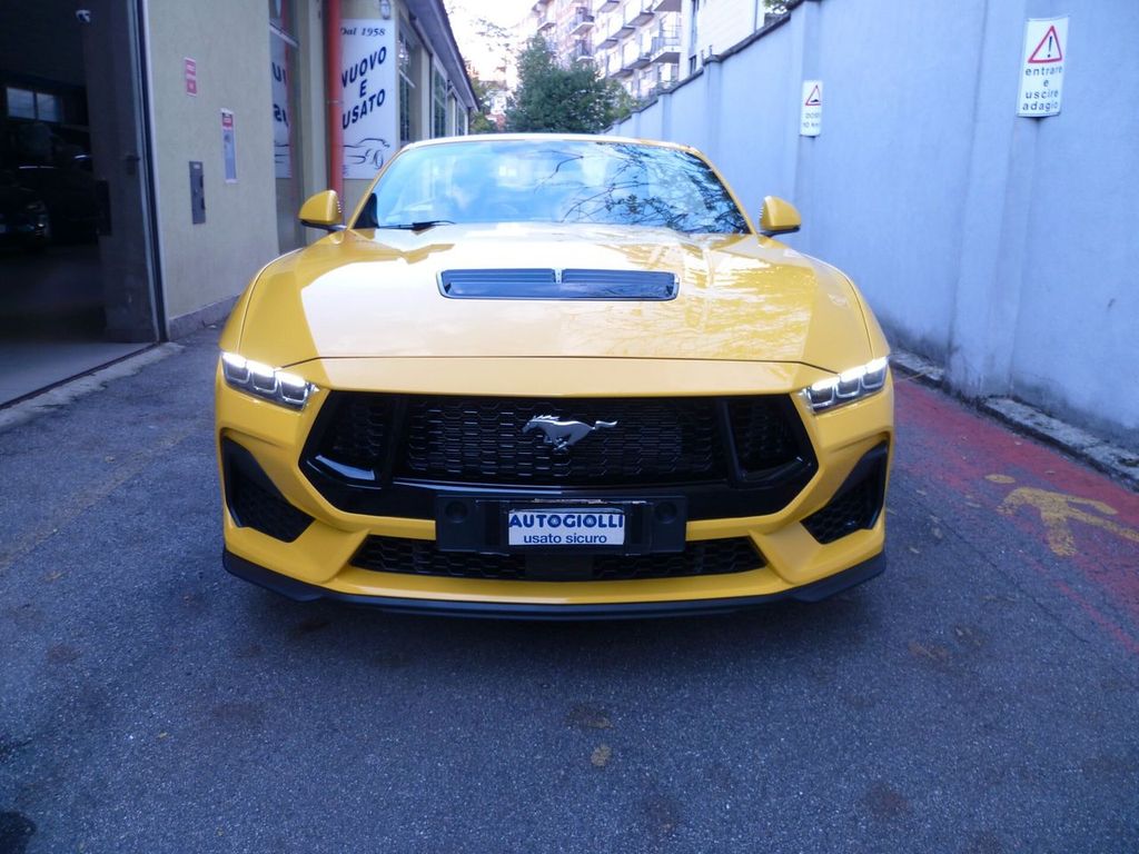 Ford Mustang 2024