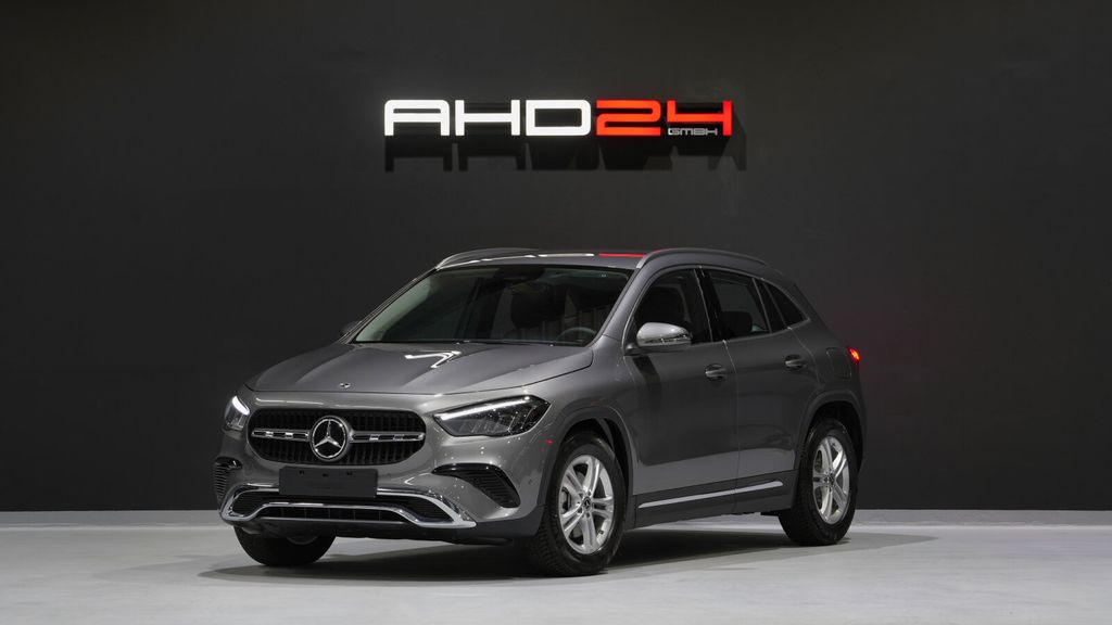 Mercedes-Benz GLA 200 2025
