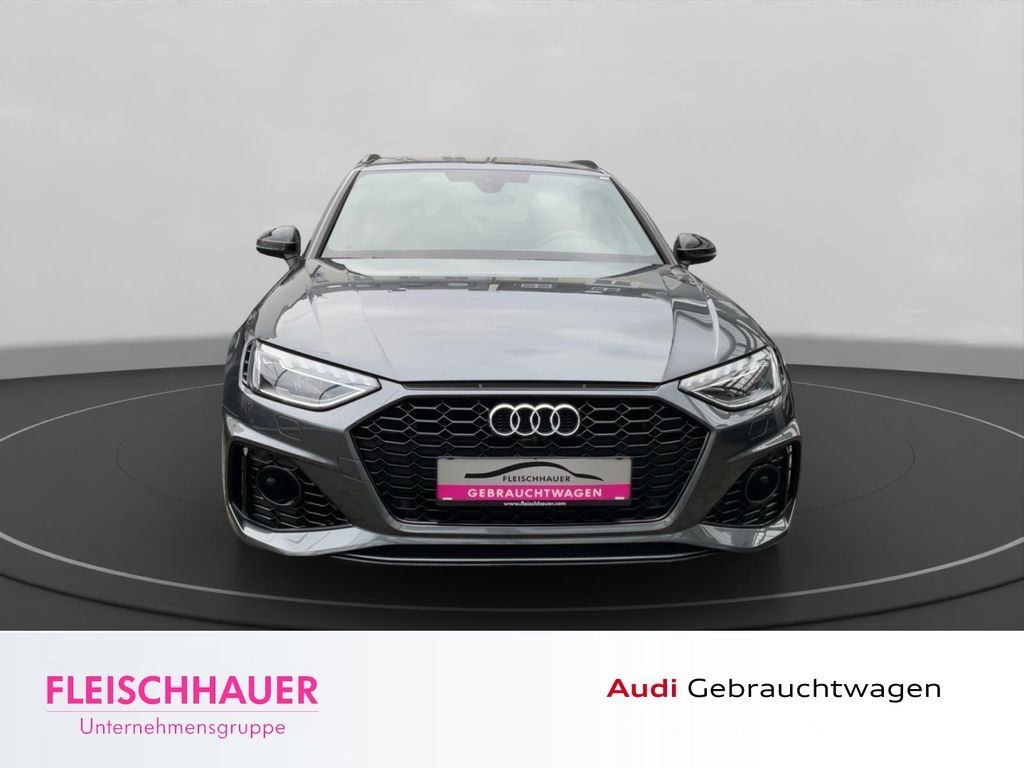 Audi RS4 2024