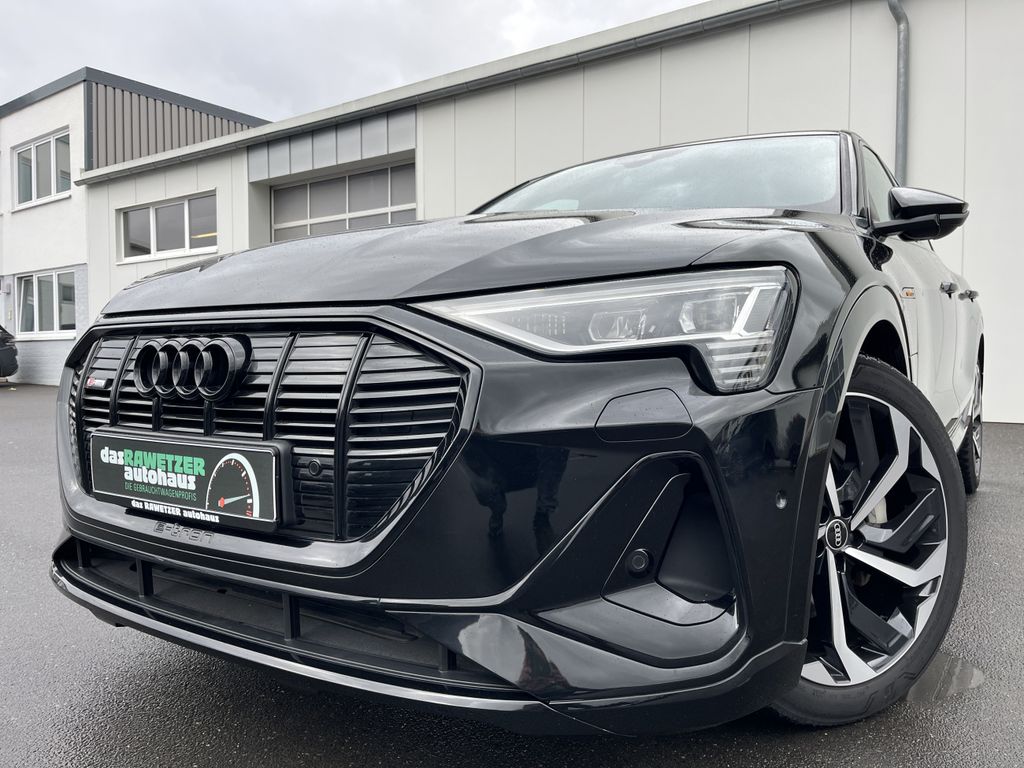 Audi e-tron 2022