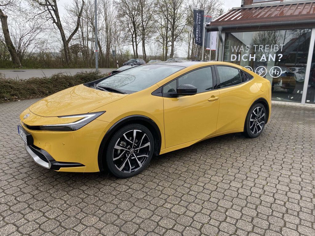 Toyota Prius 2025