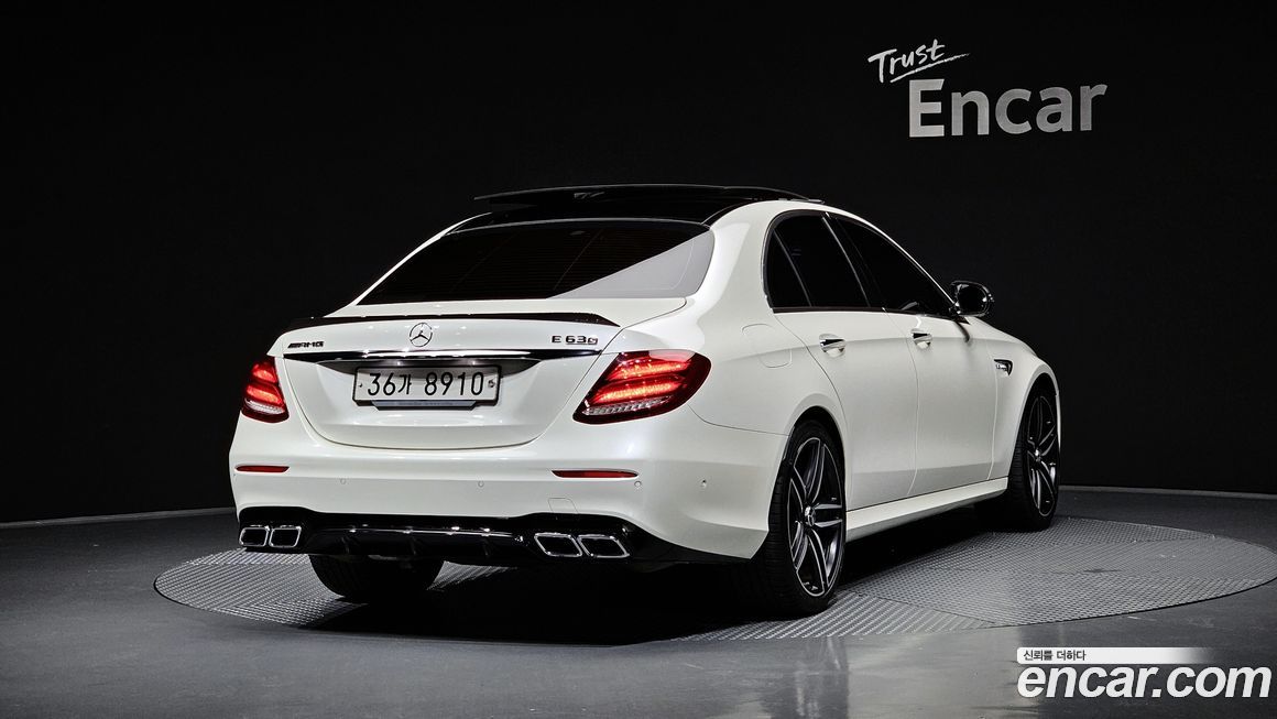 Mercedes-Benz E-Class 2018