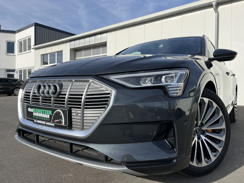 Audi e-tron 2022