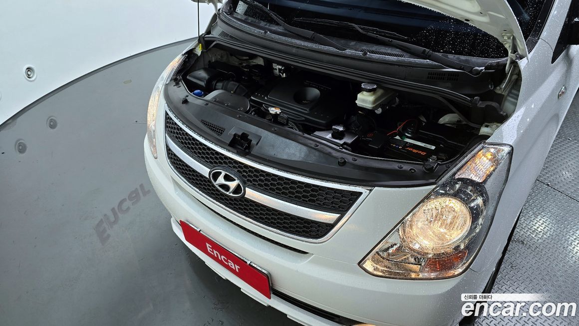 Hyundai Starex 2012