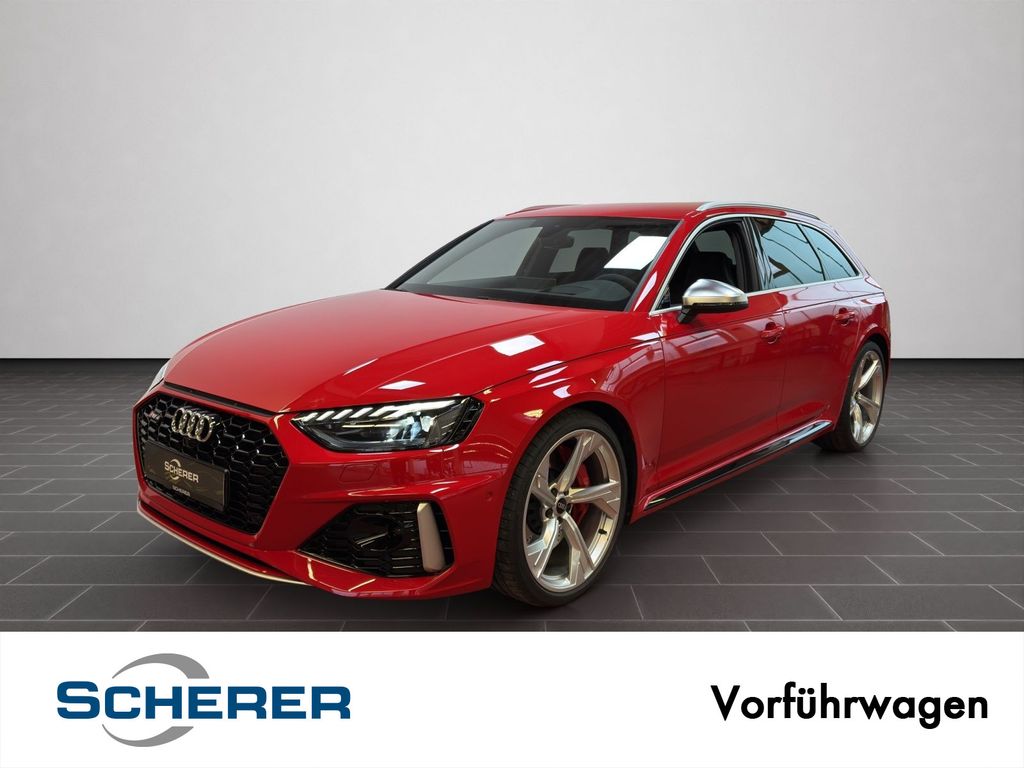 Audi RS4 2025