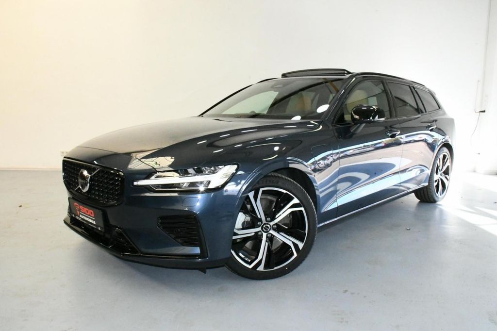 Volvo V60 2025