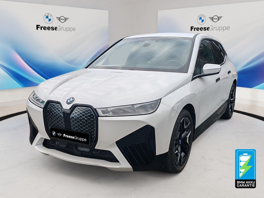 BMW iX 2023