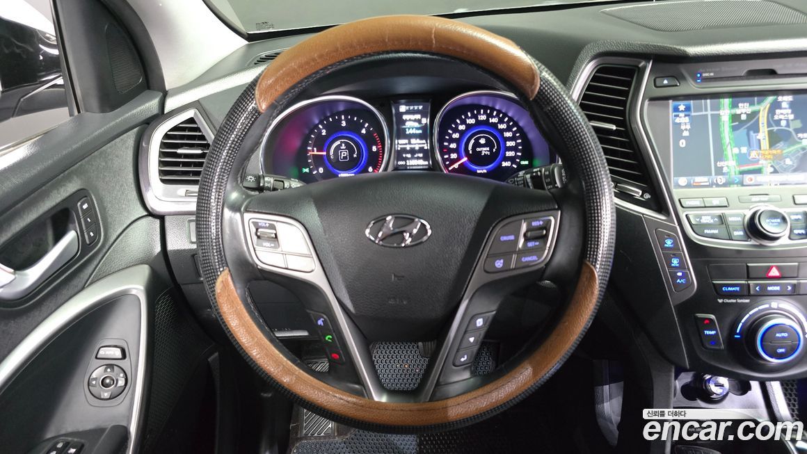 Hyundai Santafe 2015