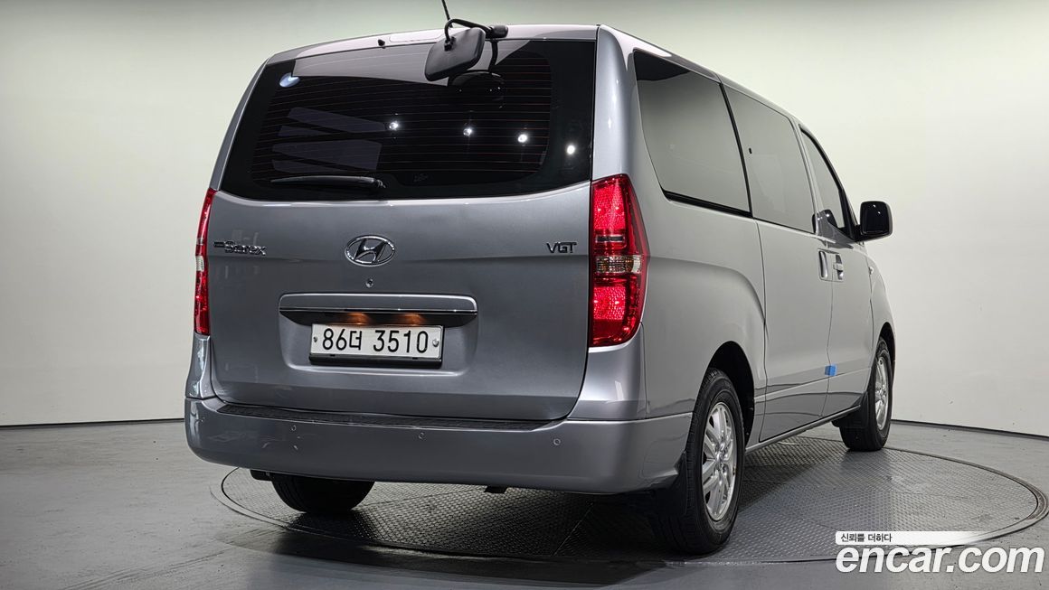 Hyundai Starex 2016