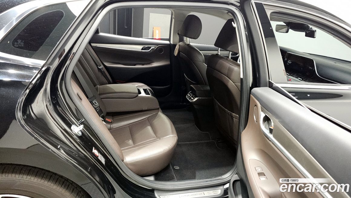 Hyundai Grandeur 2021