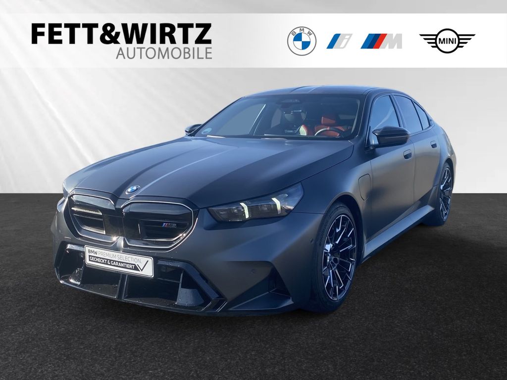 BMW M5 2024