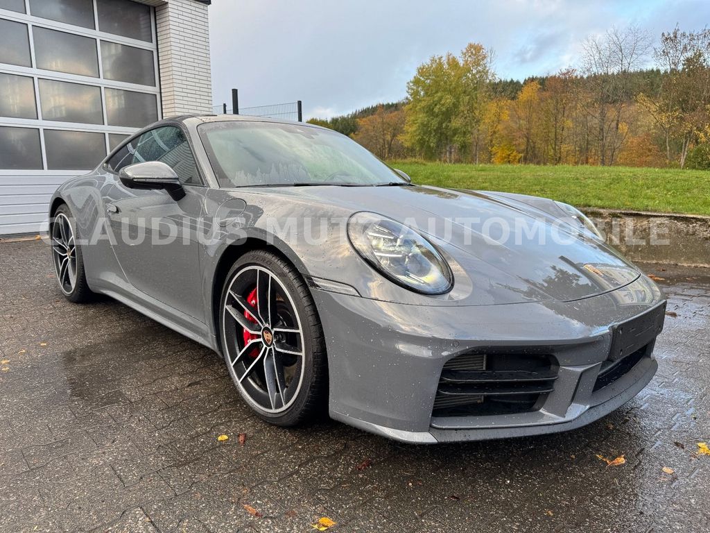 Porsche 992 2025