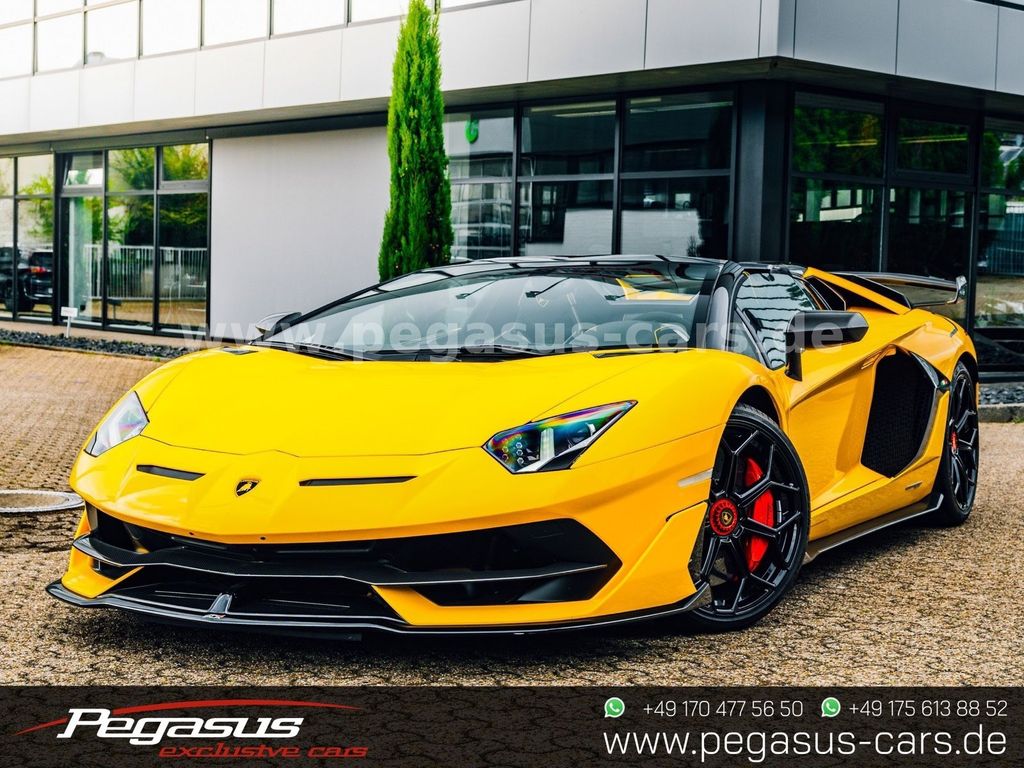 Lamborghini Aventador 2020