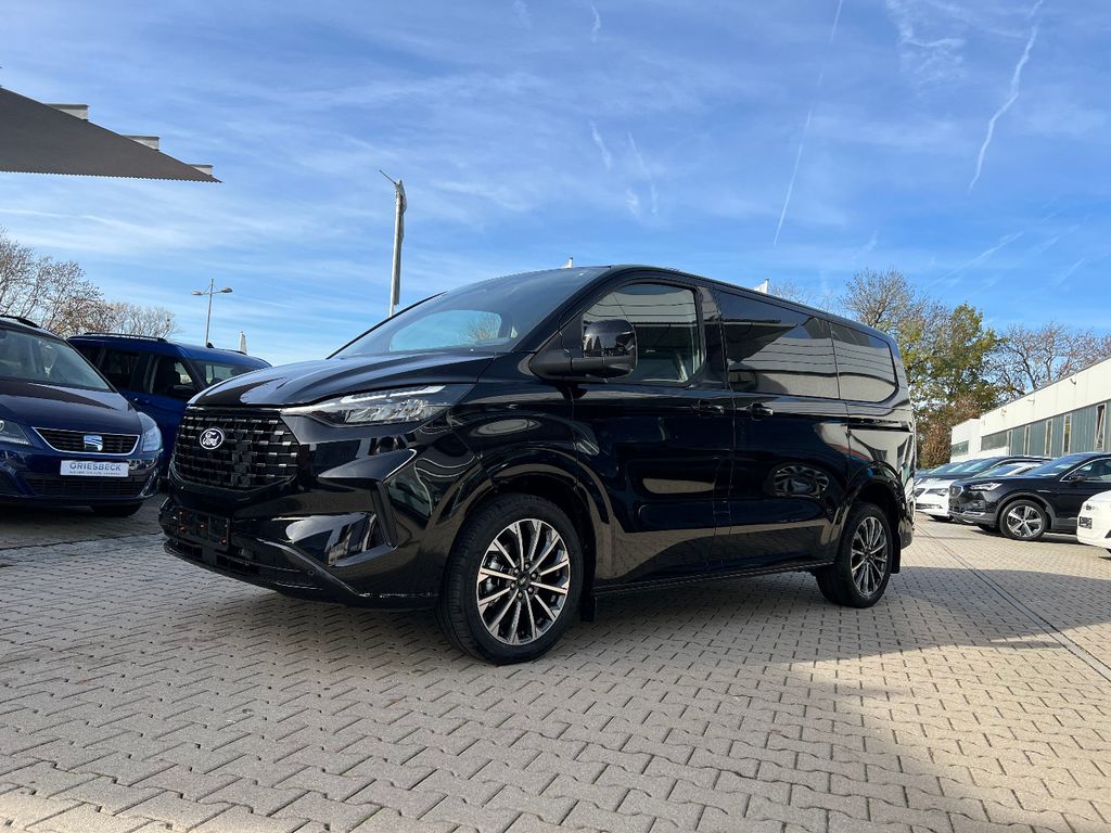 Ford Tourneo Custom 2025