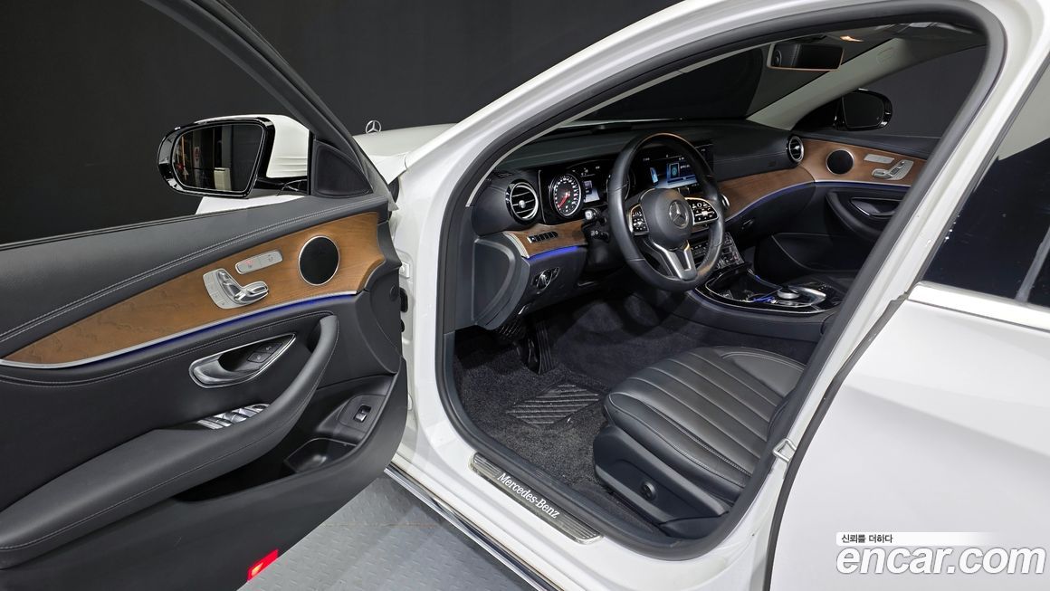 Mercedes-Benz E-Class 2020