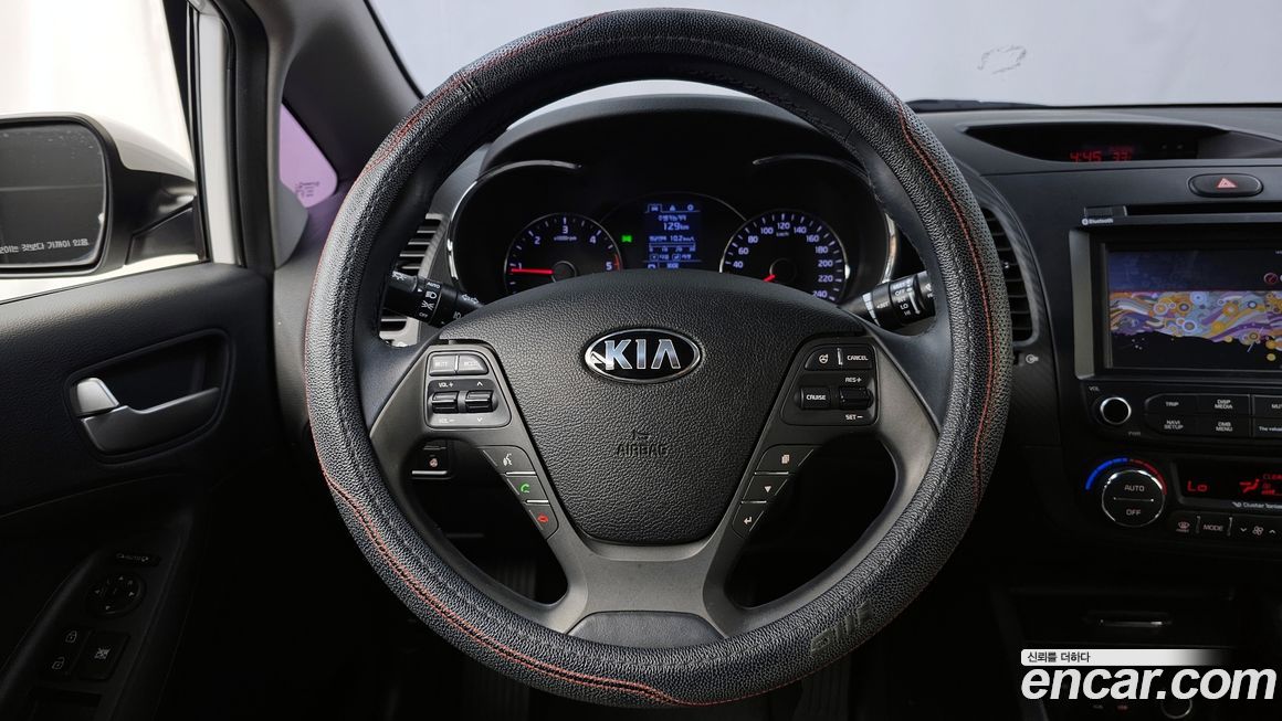 Kia K3 2015