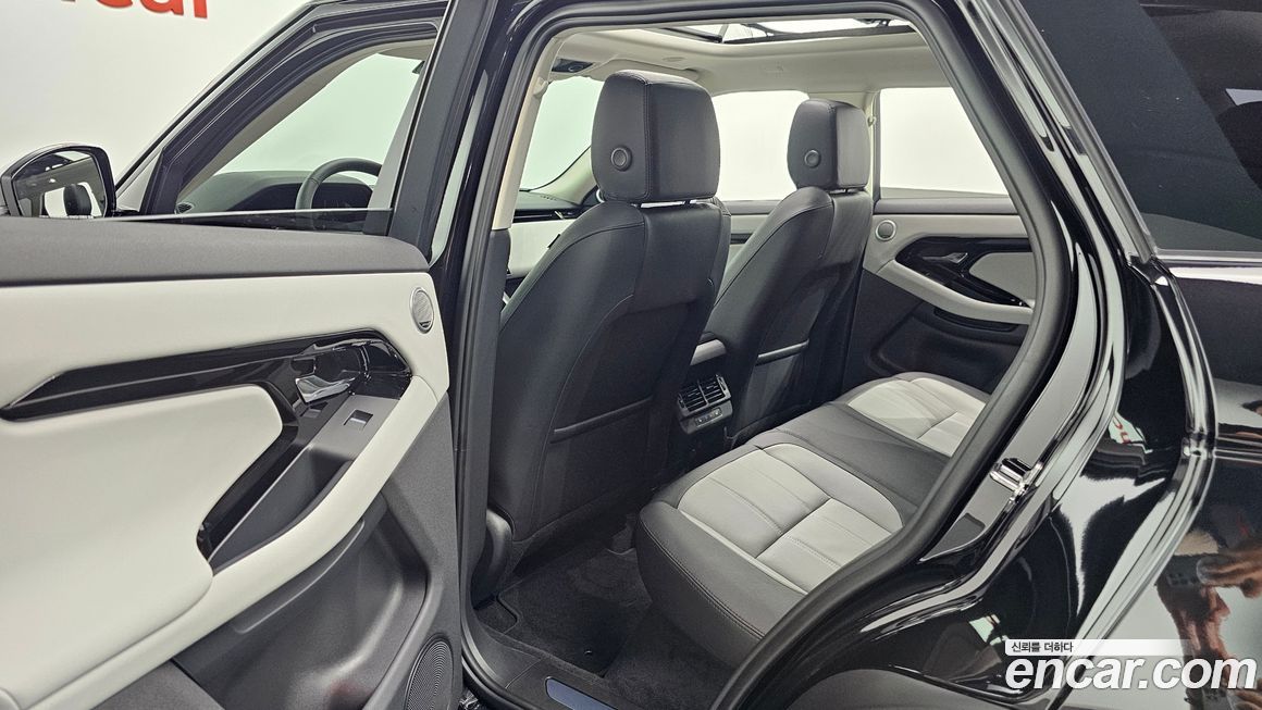 Land Rover Range Rover Evoque 2025