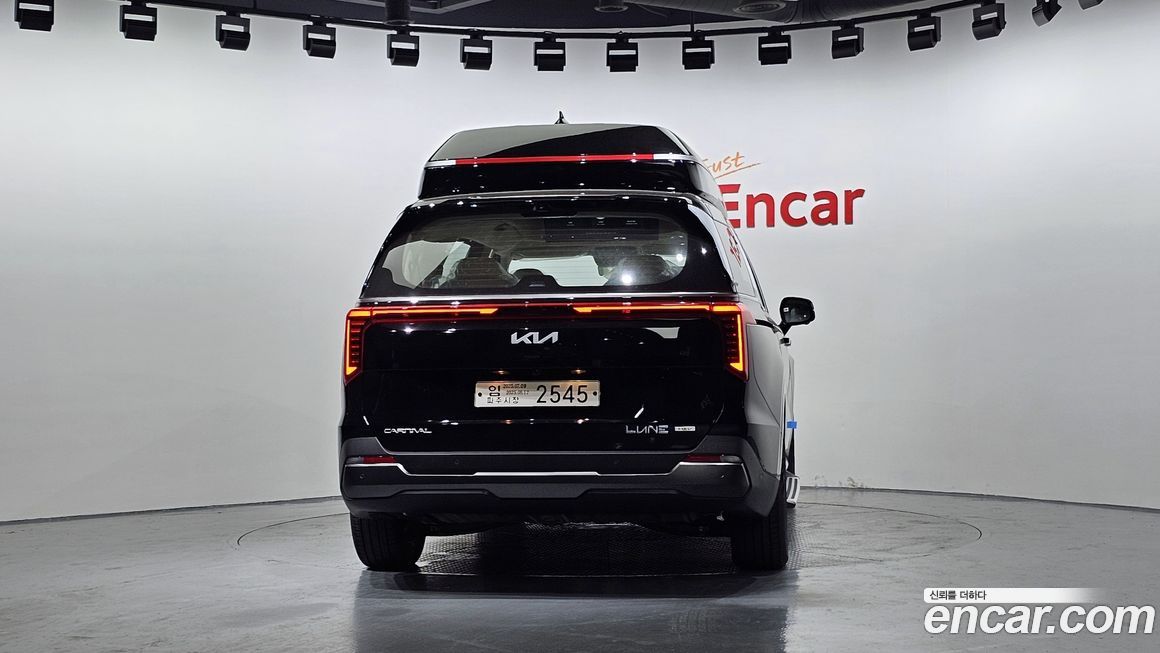 Kia Canival 2025